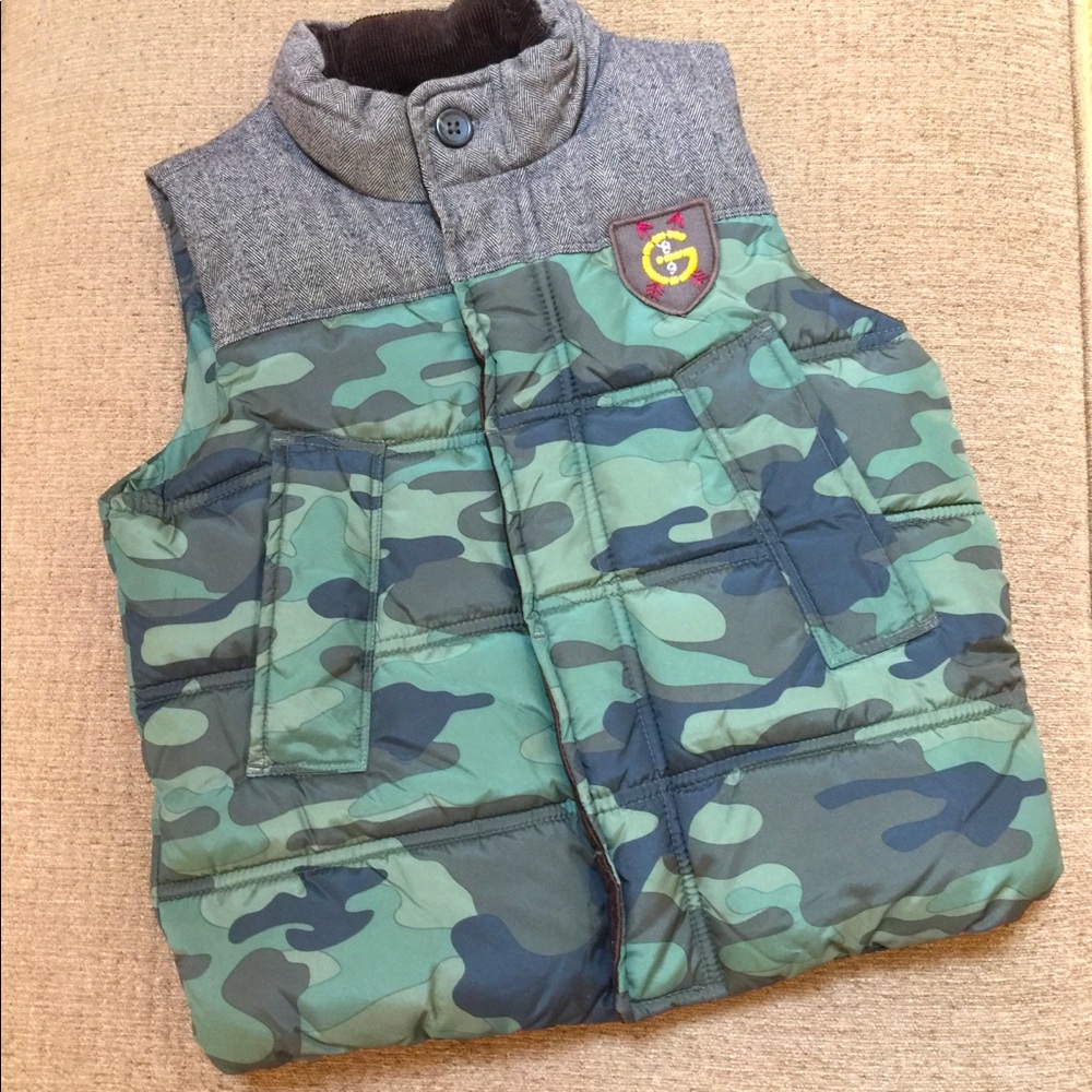 Gap Boys 5T Puffy Vest